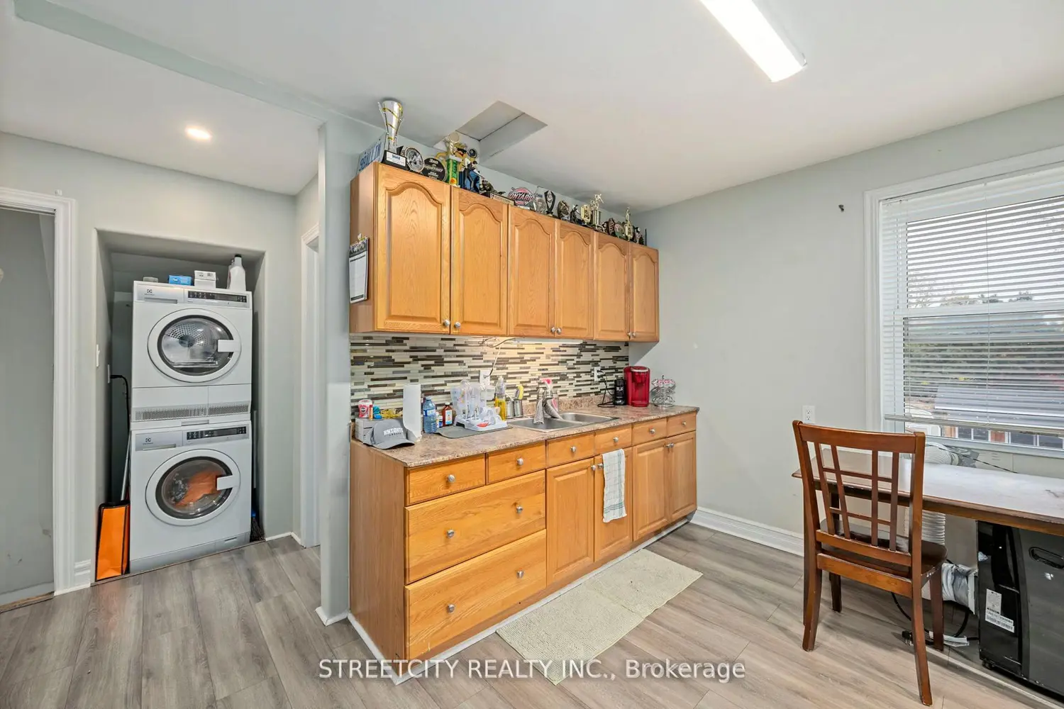 Additional image 13 of 840 Queens Avenue