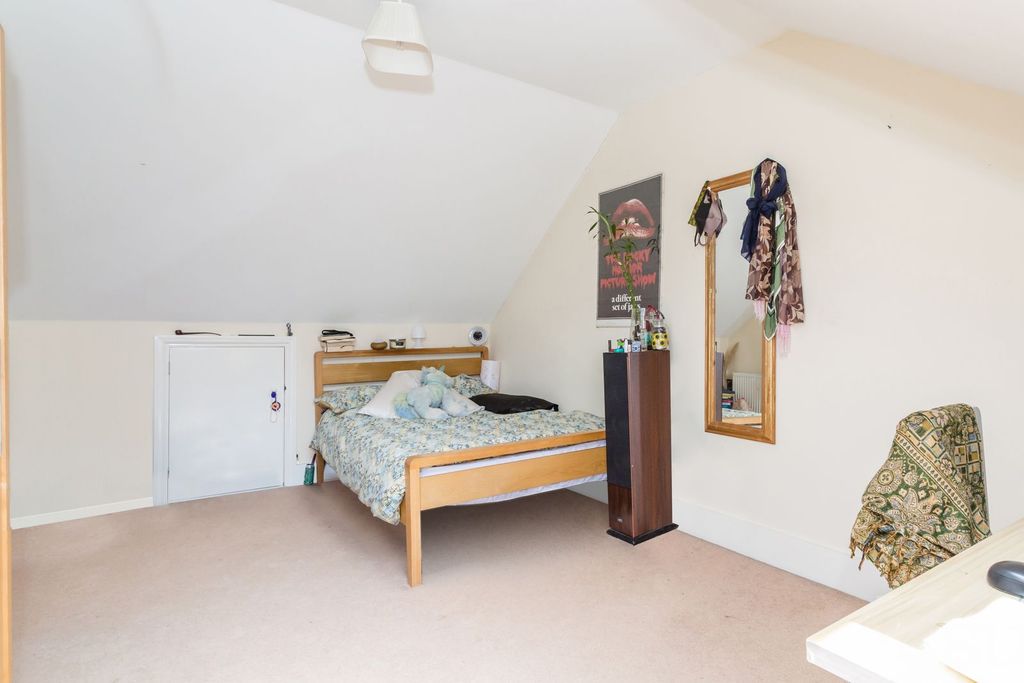 Additional image 5 of 6 bed maisonette to rentPreston Road, Brighton BN1