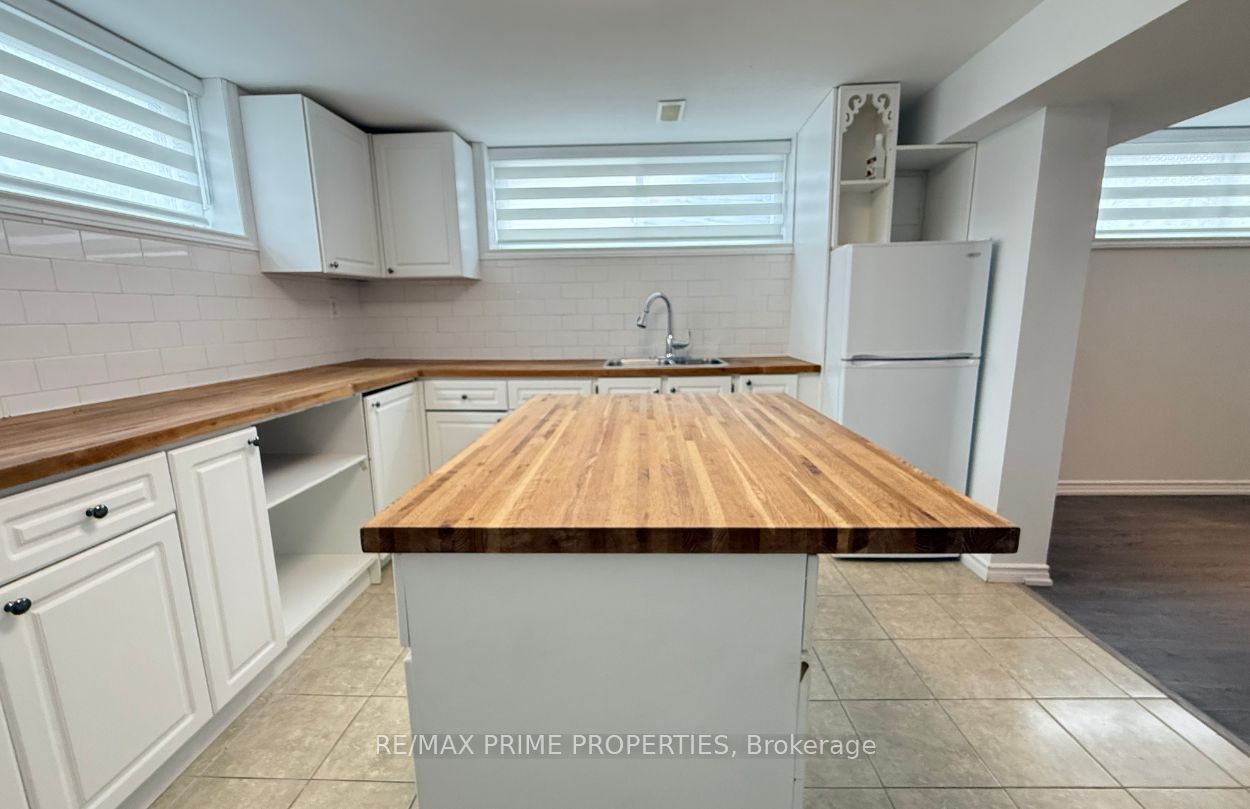 Additional image 6 of Basement-680 Marksbury Road, Pickering, ON, L1W 2T2