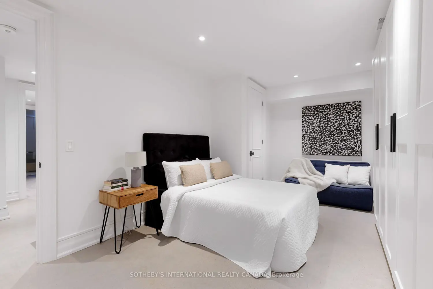 Additional image 16 of 122 Macpherson Avenue