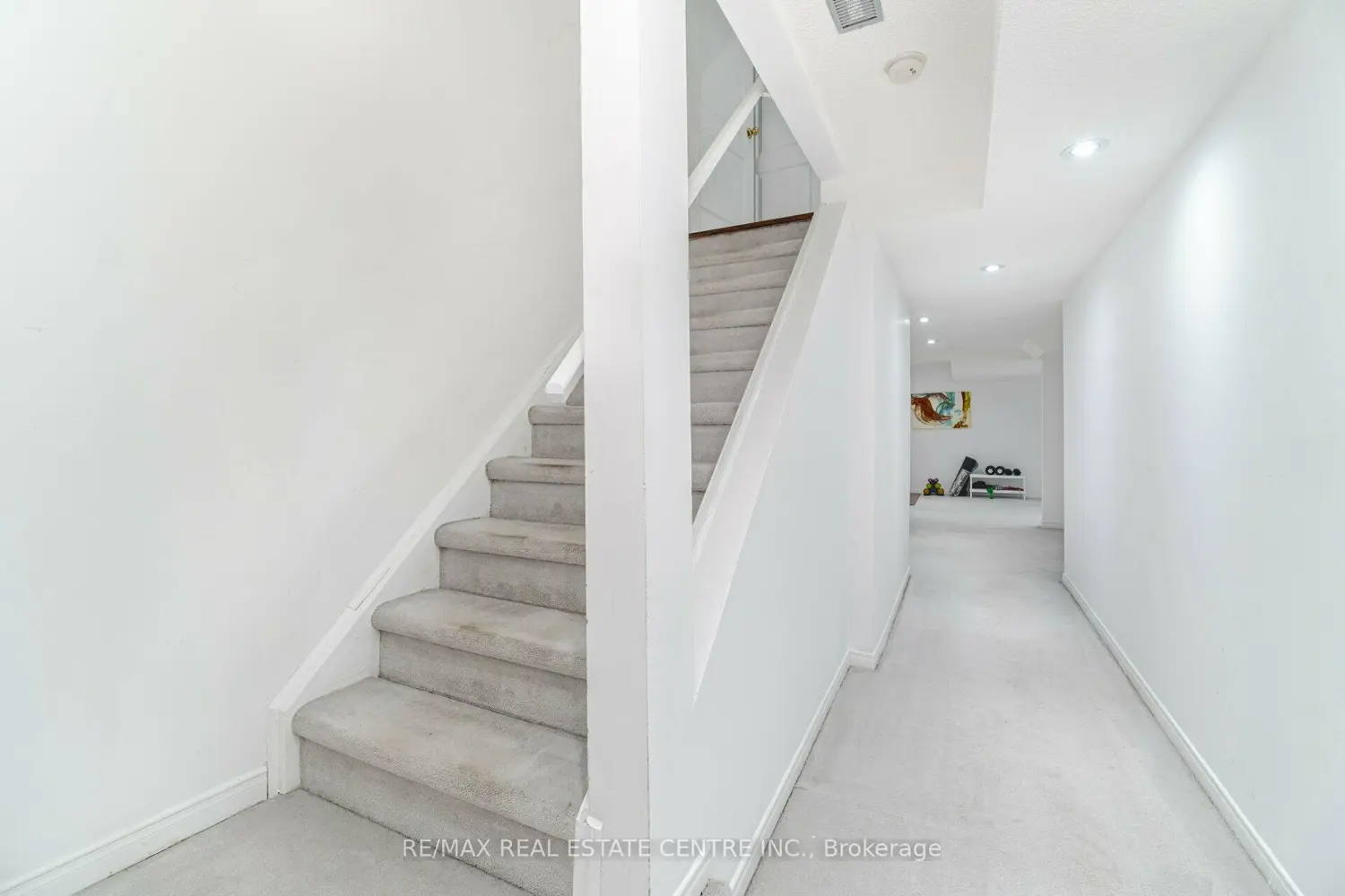 Additional image 17 of 1591 South Parade Court 45
