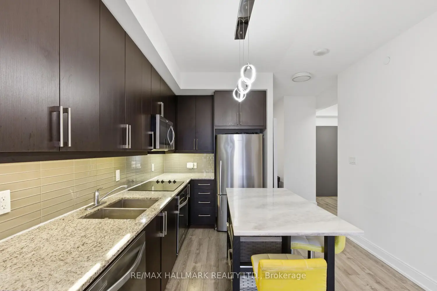 Additional image 10 of 9608 Yonge Street 1112A