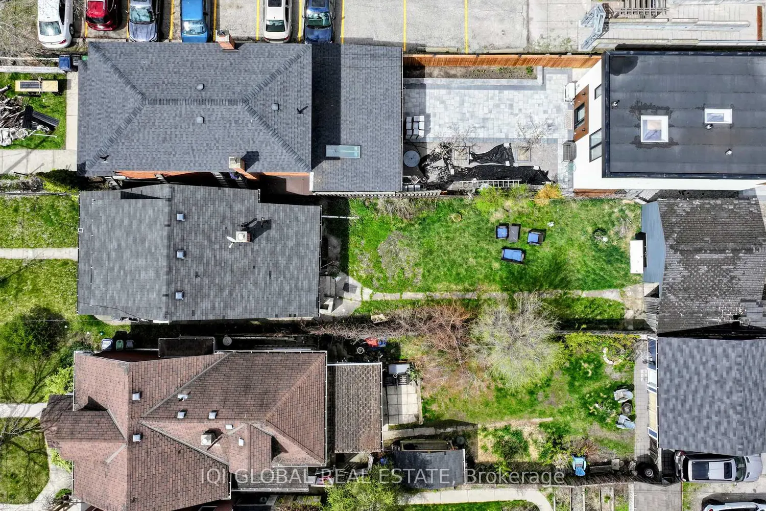 Additional image 2 of 49 Batavia Avenue