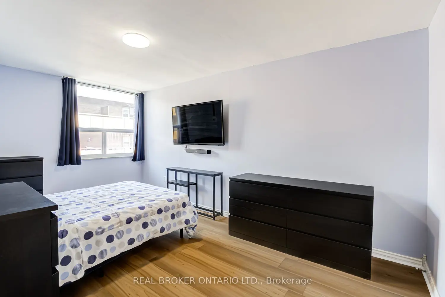 Additional image 6 of 4060 Lawrence Avenue 402