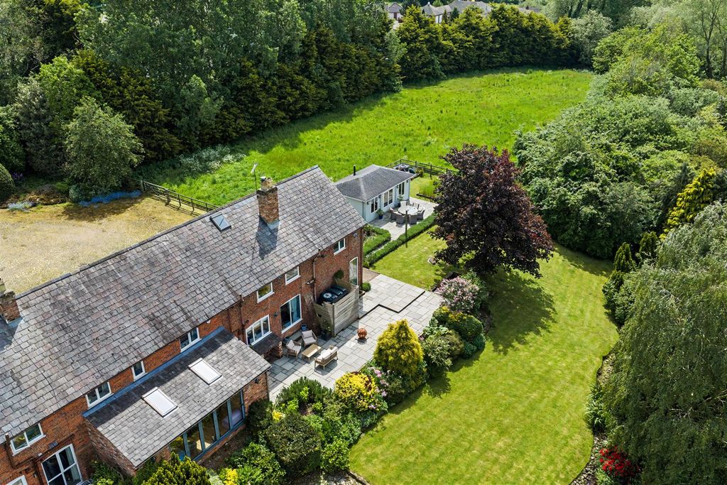 Additional image 2 of 5 bed barn conversion to rentBartington, Nr Acton Bridge, Northwich CW8