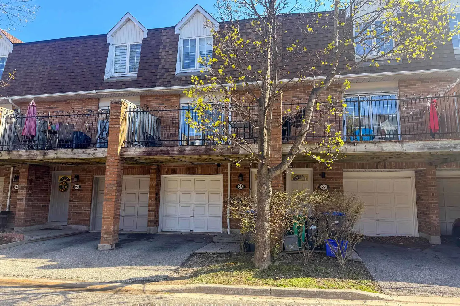 Additional image 3 of 1525 South Parade Court 28