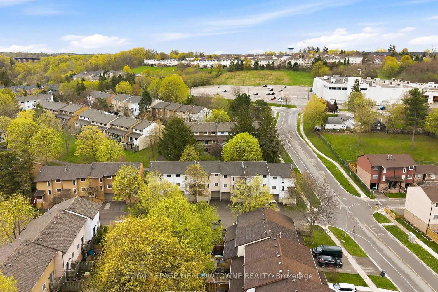 Additional image 16 of 8 Lynden Circle
