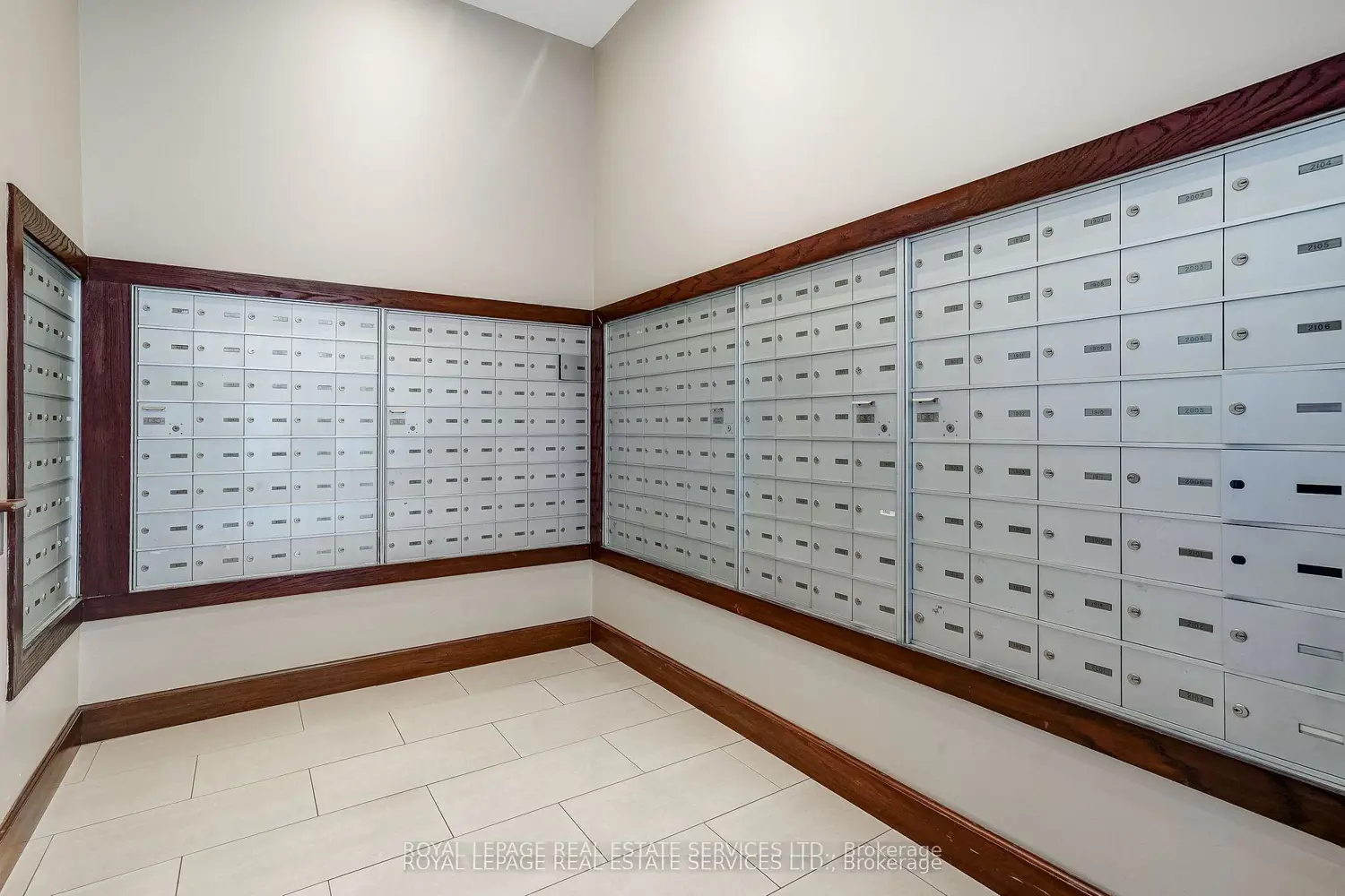 Additional image 17 of 1359 Rathburn Road 1106