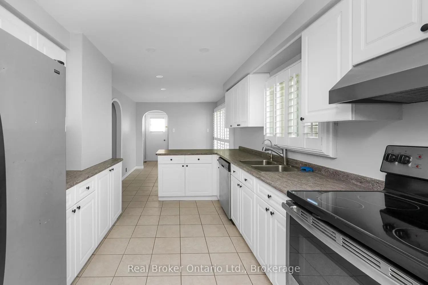 Additional image 12 of 2344 Devon Road