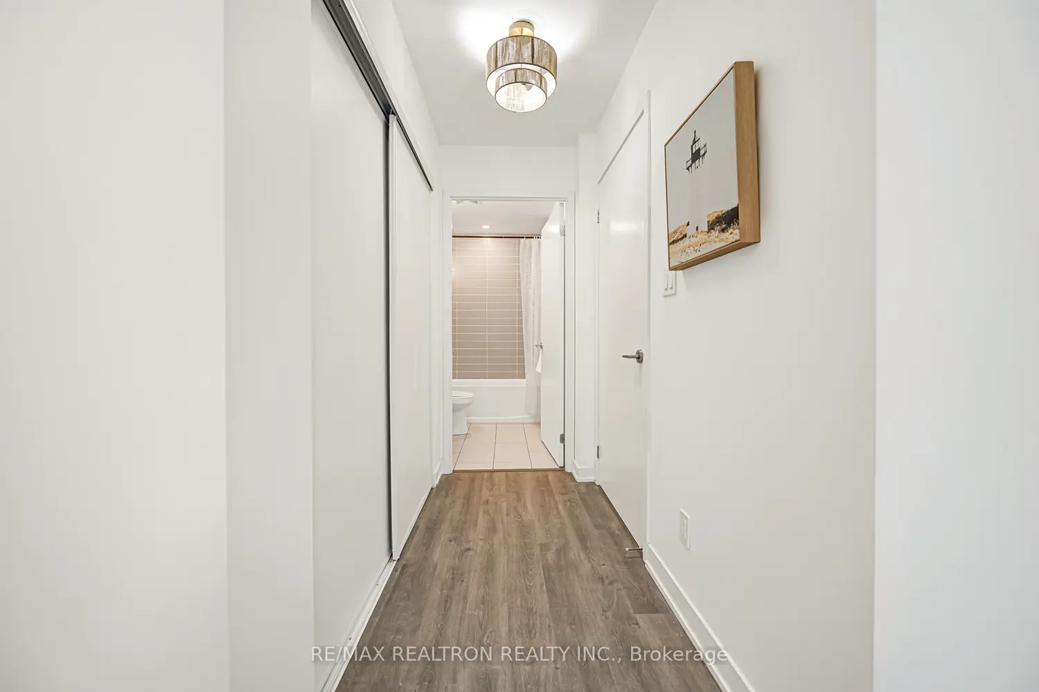 Additional image 13 of 38 Simcoe Promenade 403C