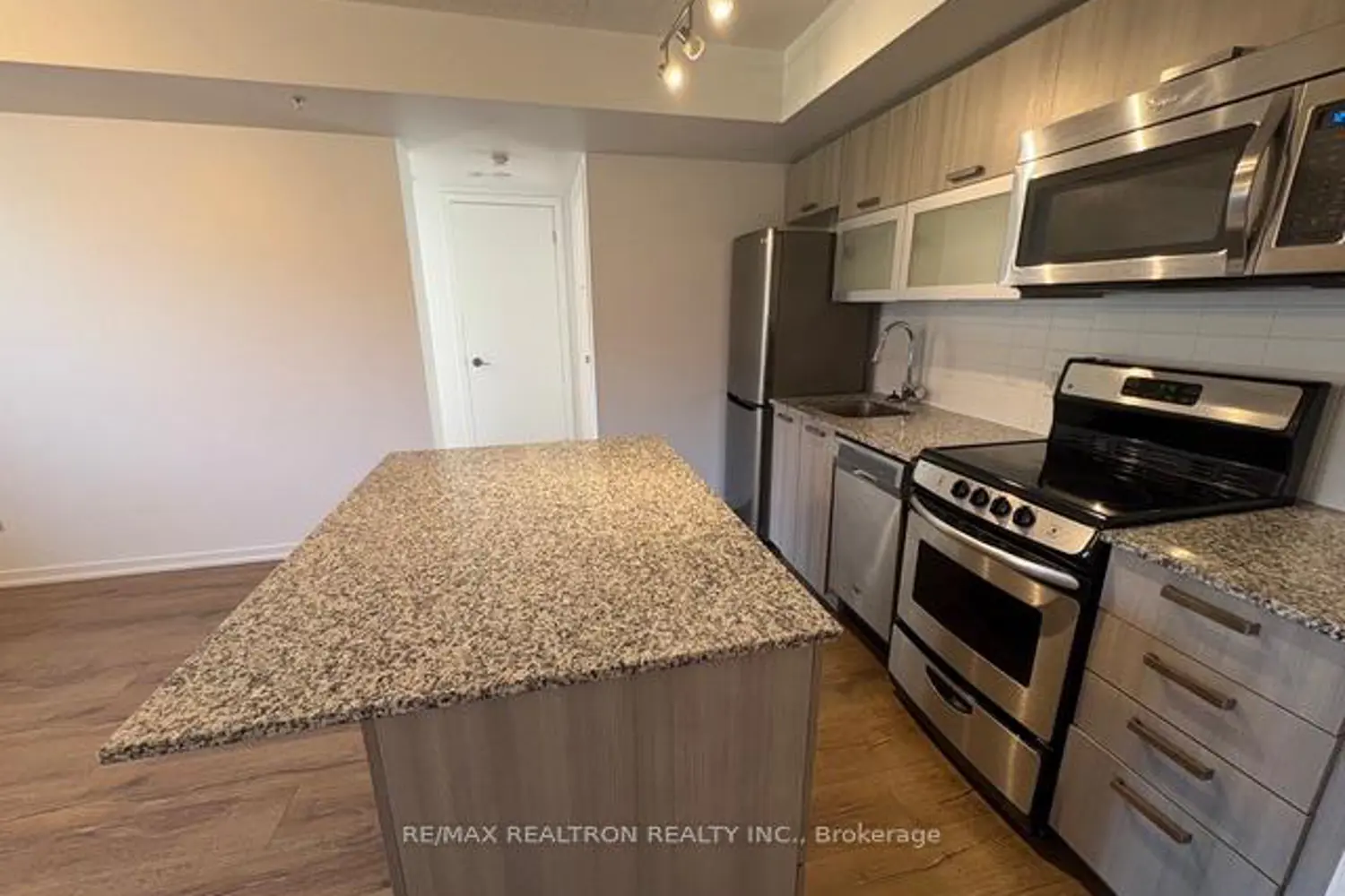 Additional image 5 of 68 Abell Street 239