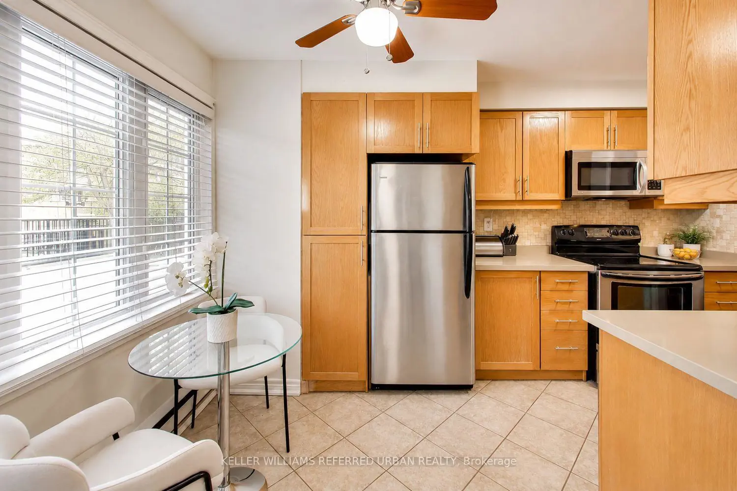 Additional image 4 of 2108 Lakeshore Road 2