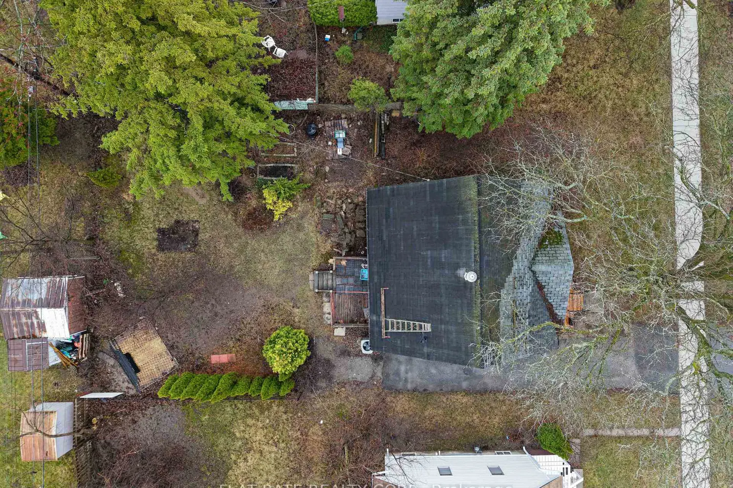 Additional image 7 of 718 Gillespie Avenue