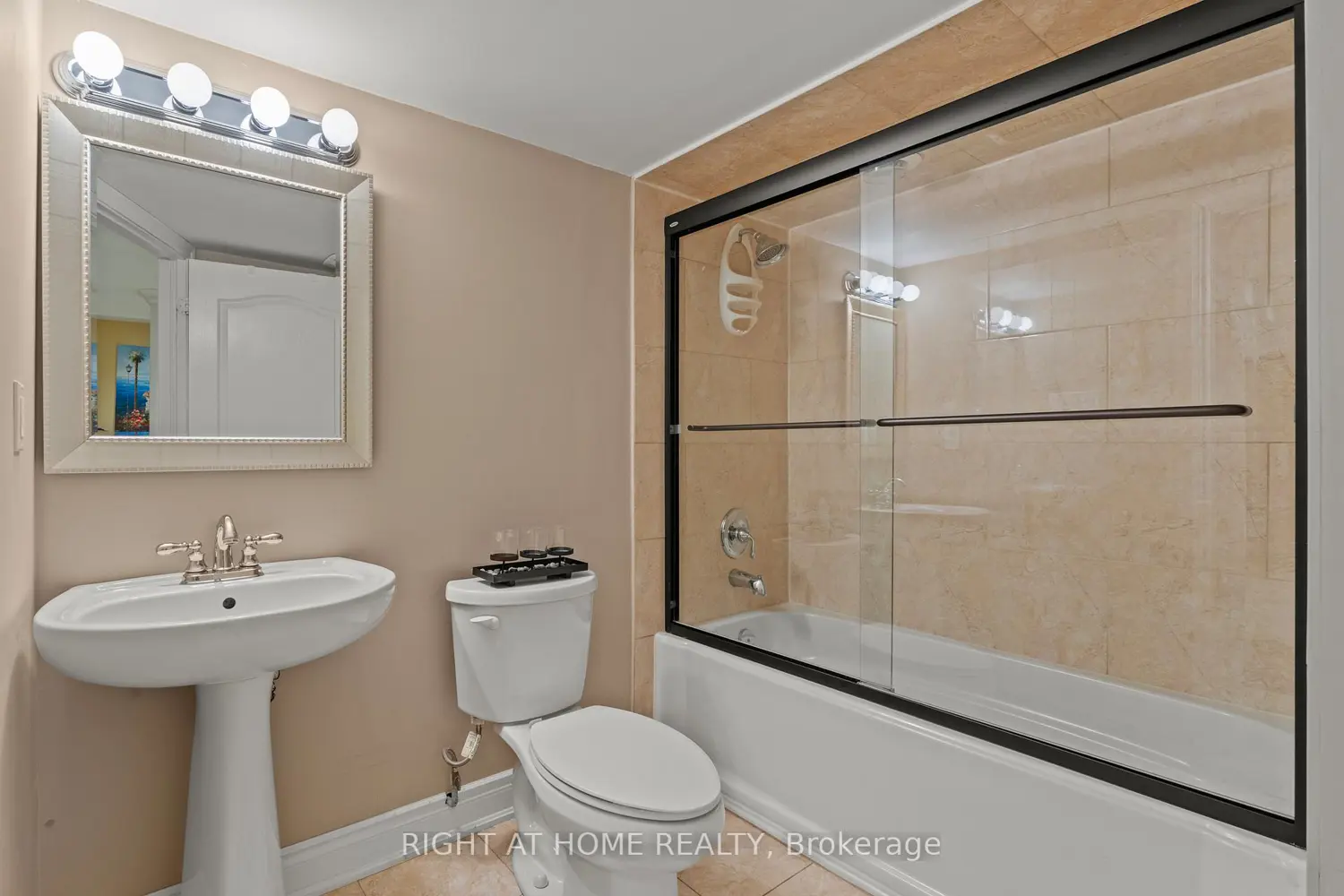 Additional image 4 of 2275 Whitecliffe Way