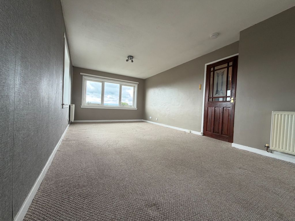 Additional image 2 of 3 bed flat to rentTron Court, Tullibody FK10