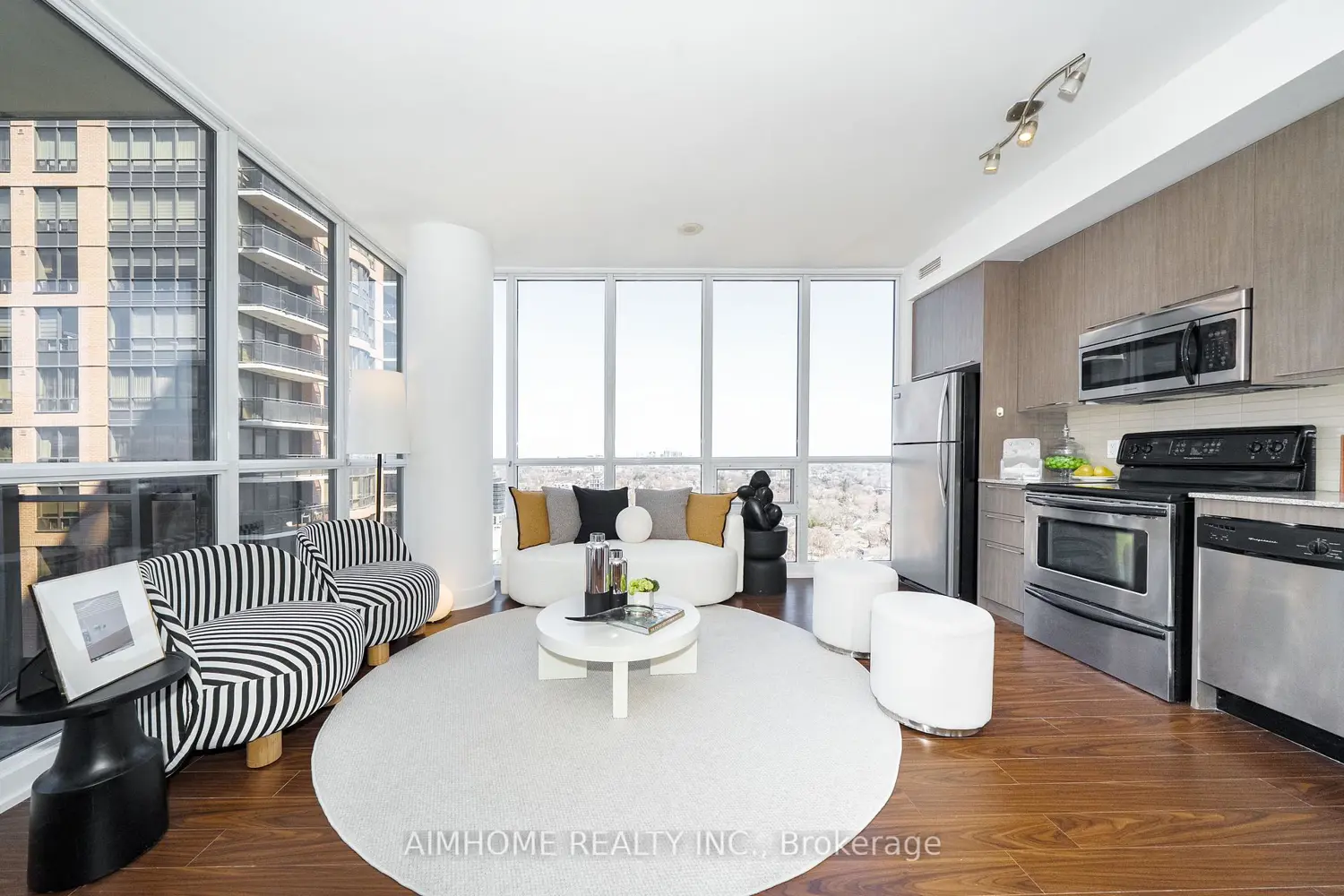 Additional image 16 of 23 Sheppard Avenue 2104
