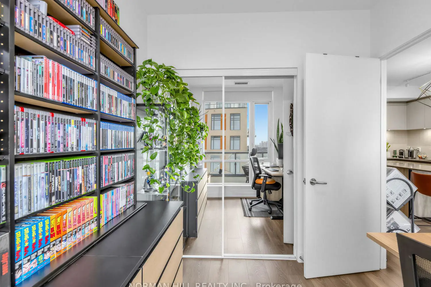 Additional image 16 of 7950 Bathurst Street 701