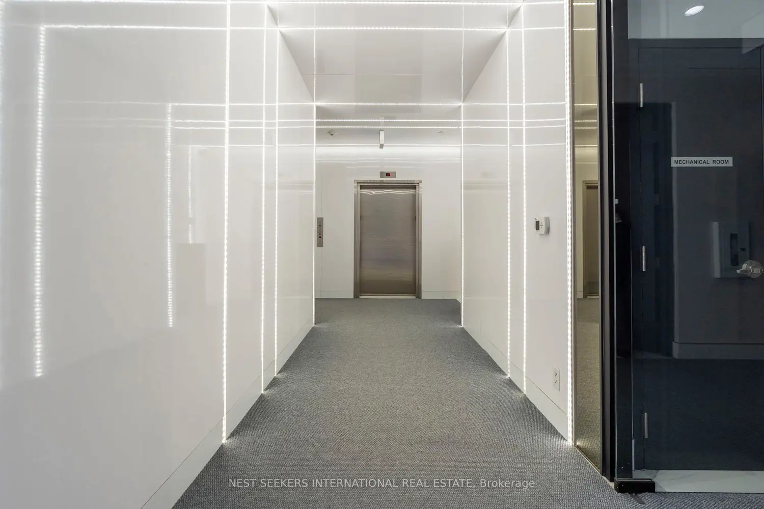 Additional image 4 of 6 Parkwood Avenue 303