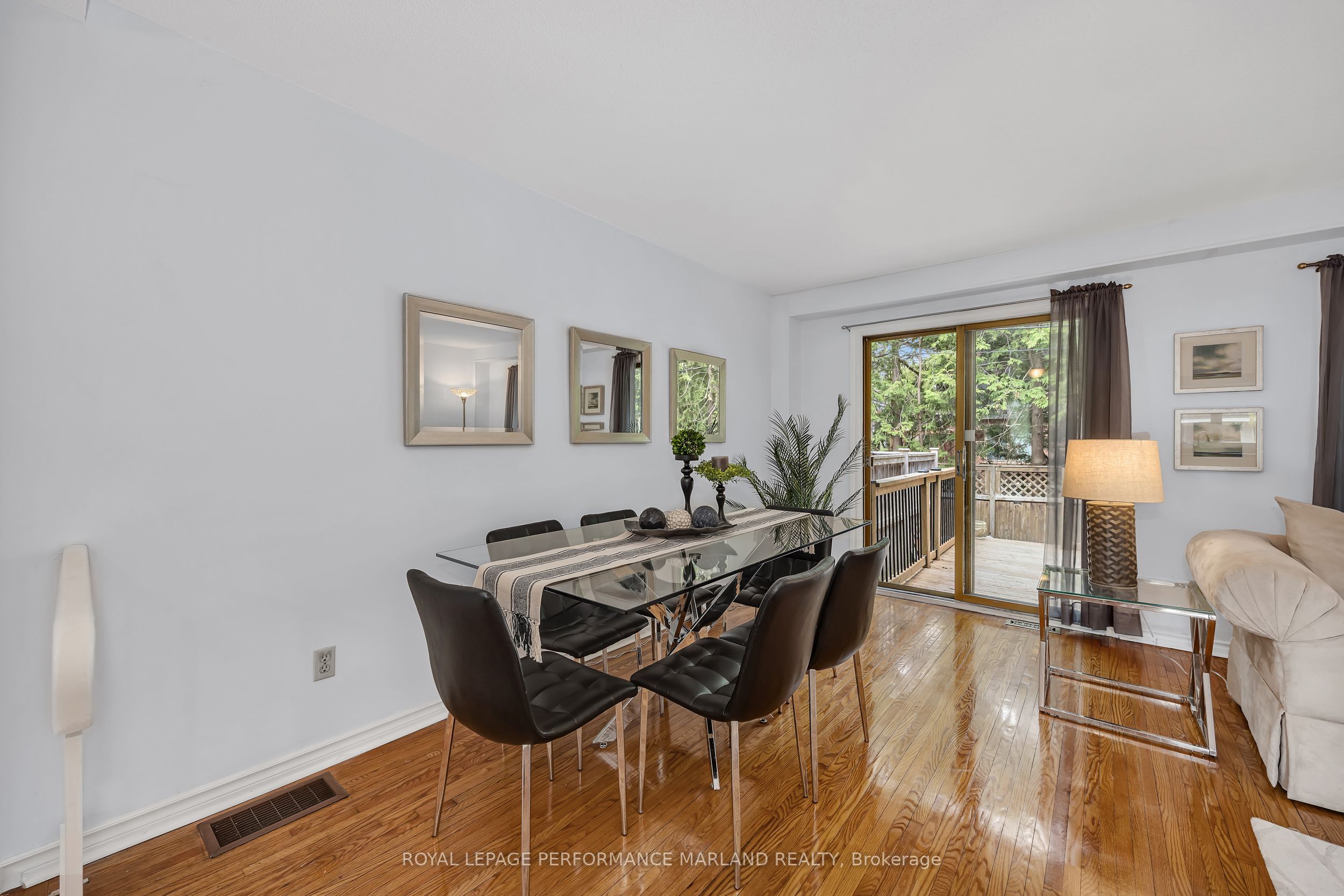 Additional image 6 of 9 Marco Lane, Ottawa, ON, K1S 5A1