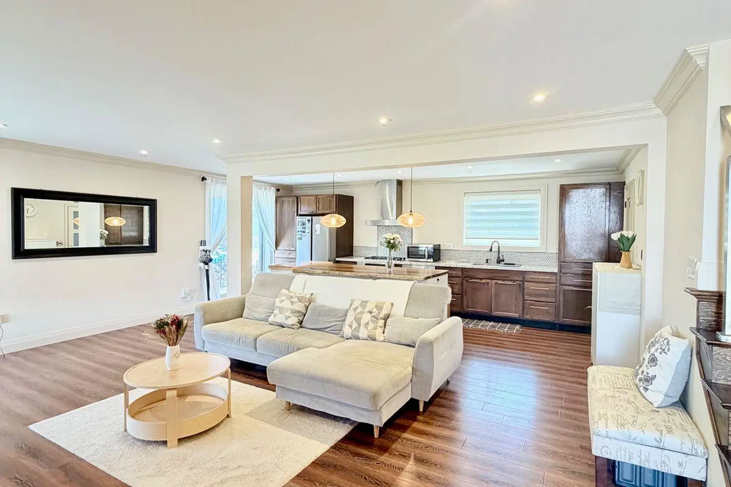 Additional image 3 of 2263 Harcourt Crescent
