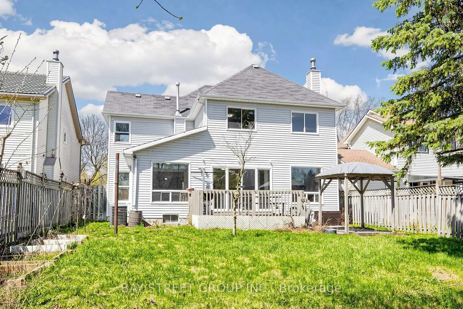 Additional image 13 of 985 Linden Street
