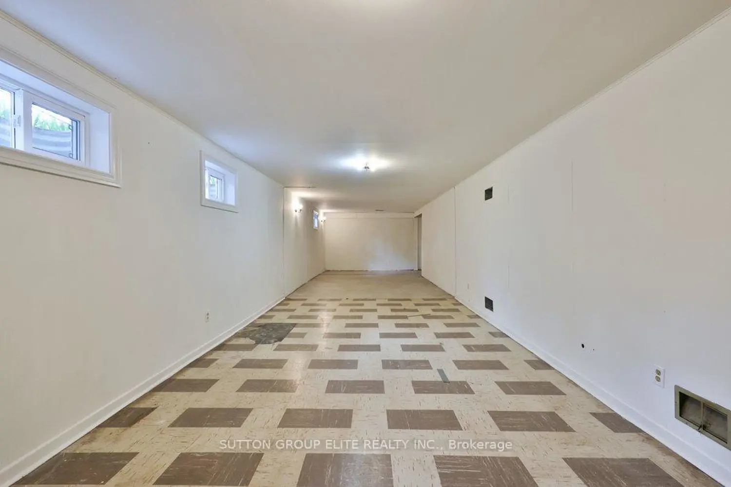 Additional image 16 of 1488 Swanage Crescent