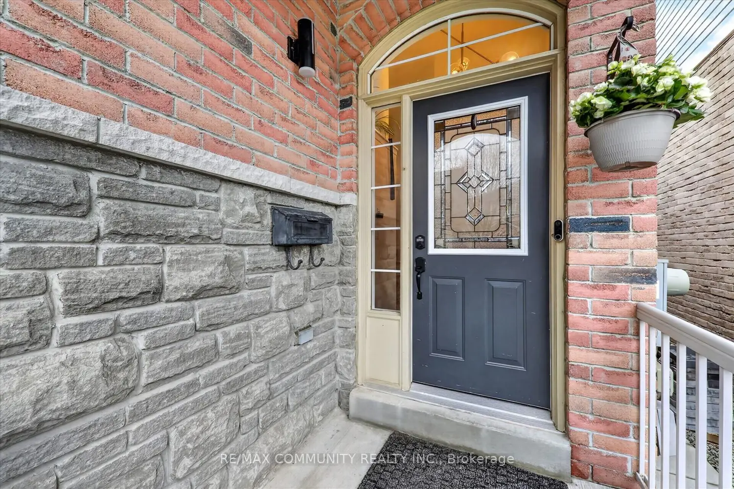 Additional image 4 of 25 Loughlin Hill Crescent
