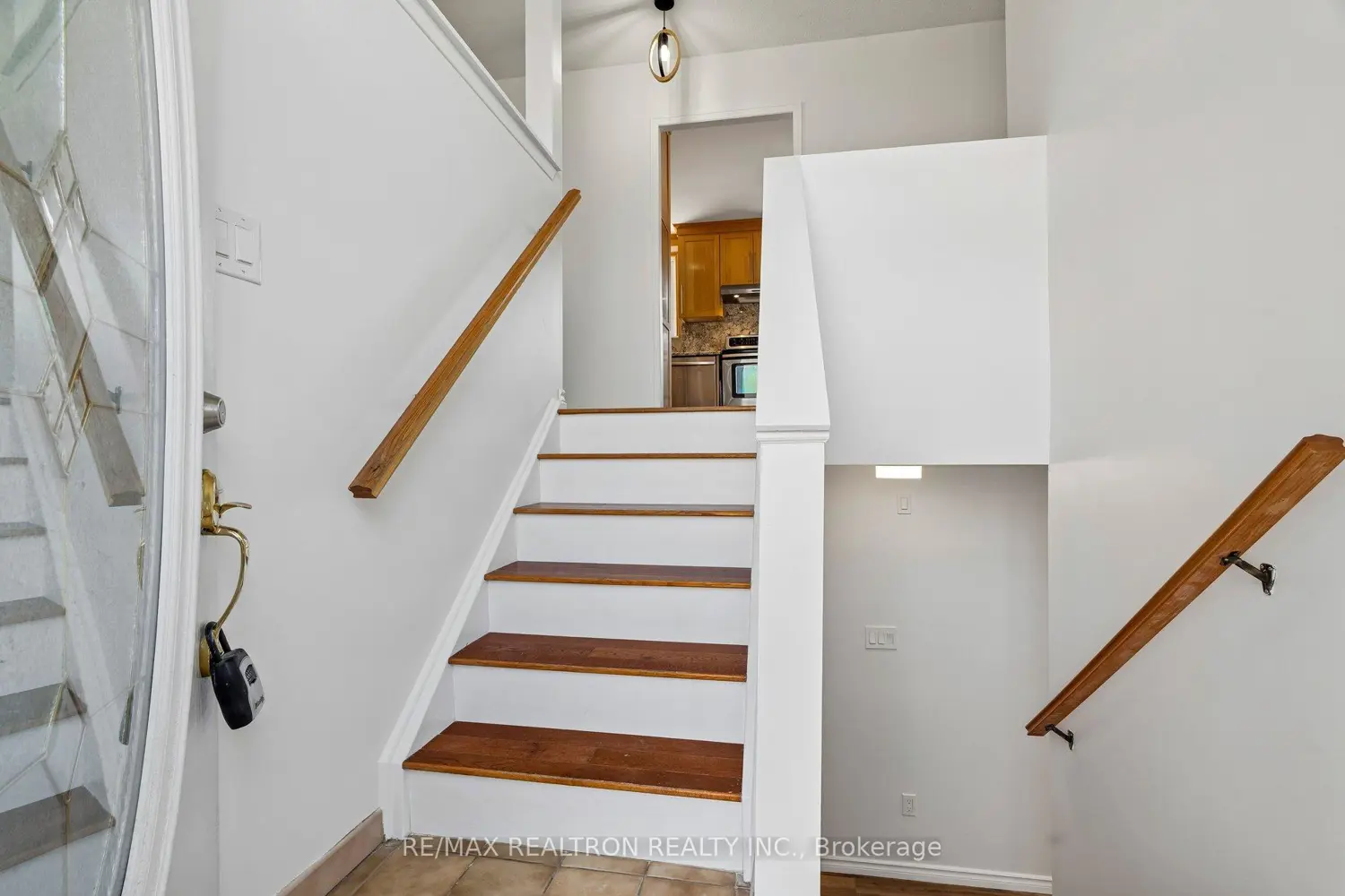 Additional image 3 of 991 Cardinal Court