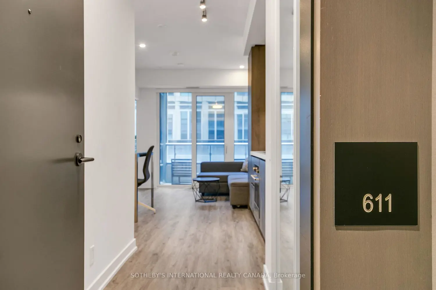 Additional image 4 of 108 Peter Street 611