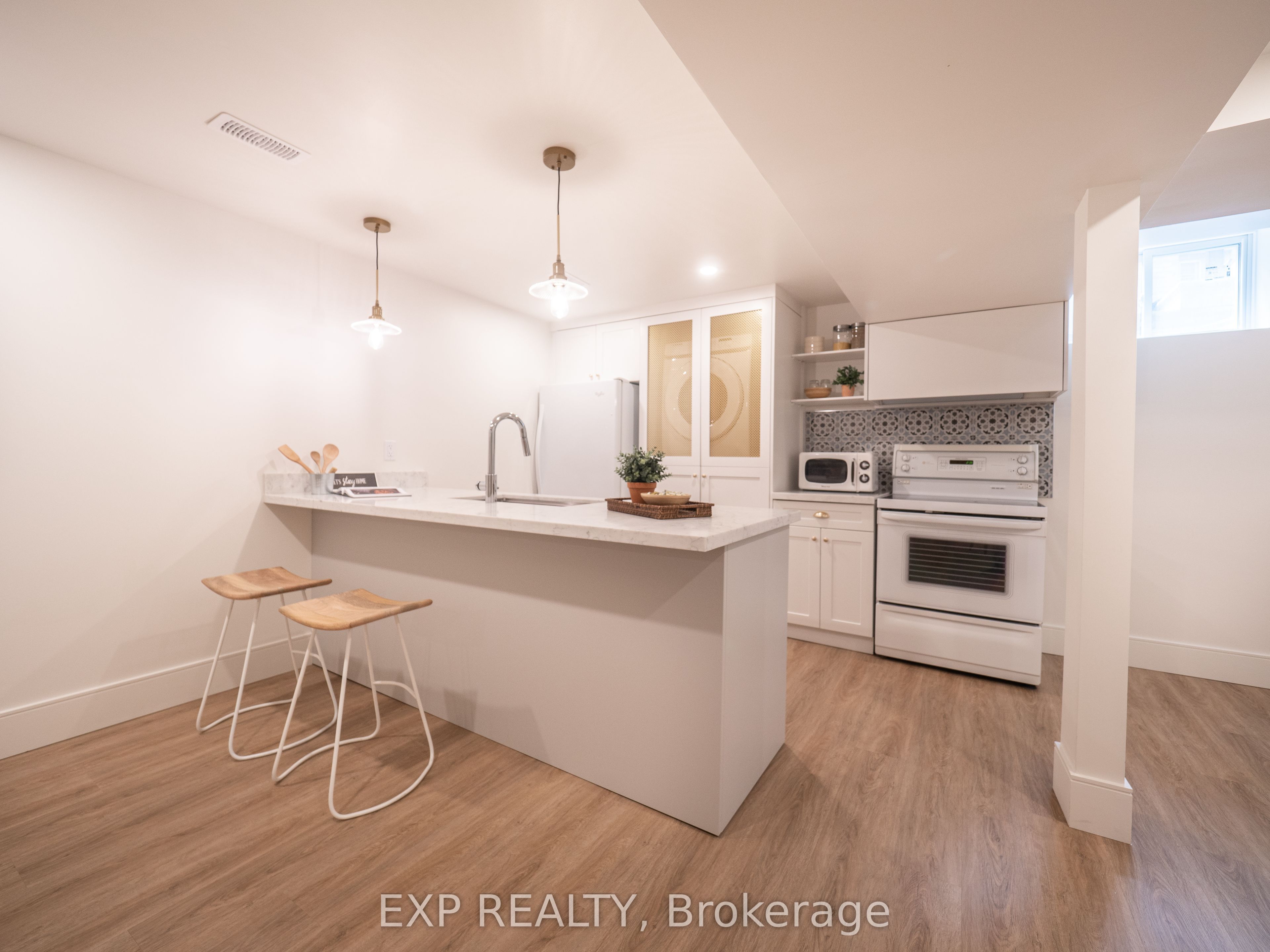 Additional image 6 of Bsmt-4591 Credit Pointe Drive, Mississauga, ON, L5M 3L6