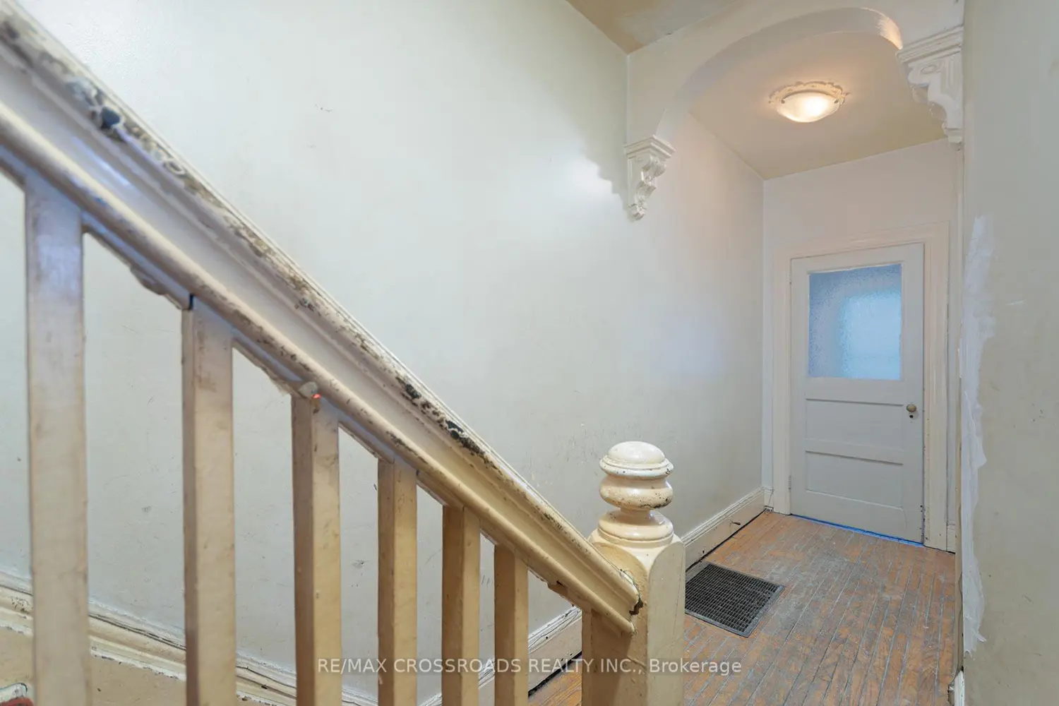 Additional image 9 of 587 Palmerston Avenue