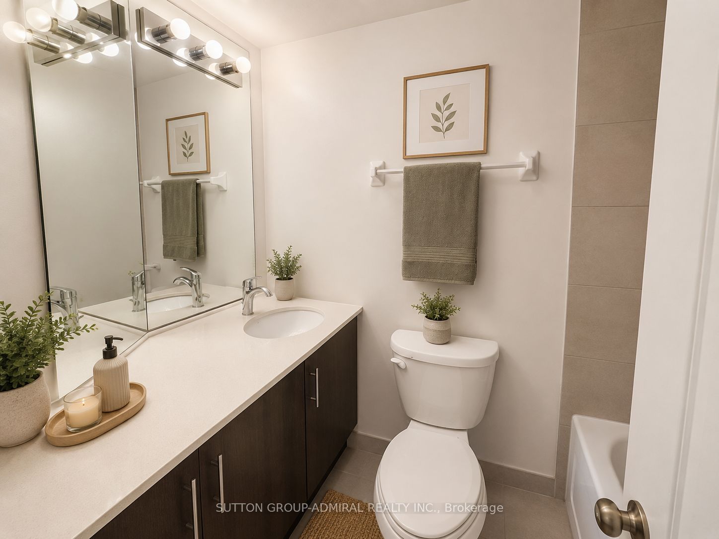 Additional image 6 of 403-736 Bay Street, Toronto, ON, M5G 2M4