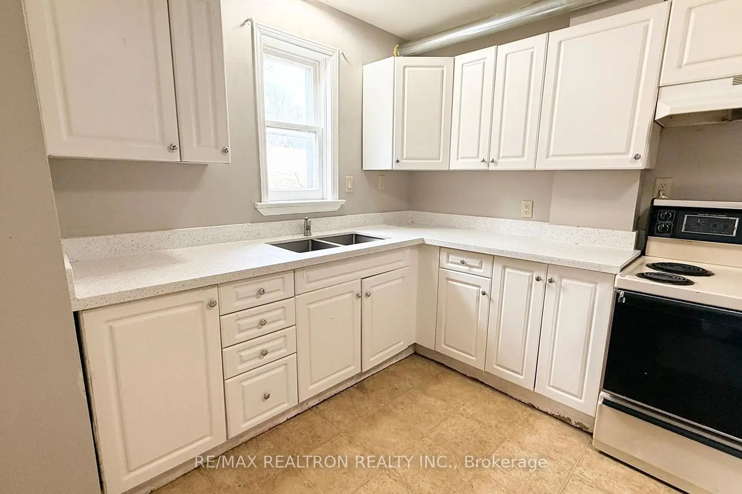 Additional image 4 of 38 Lafayette Avenue