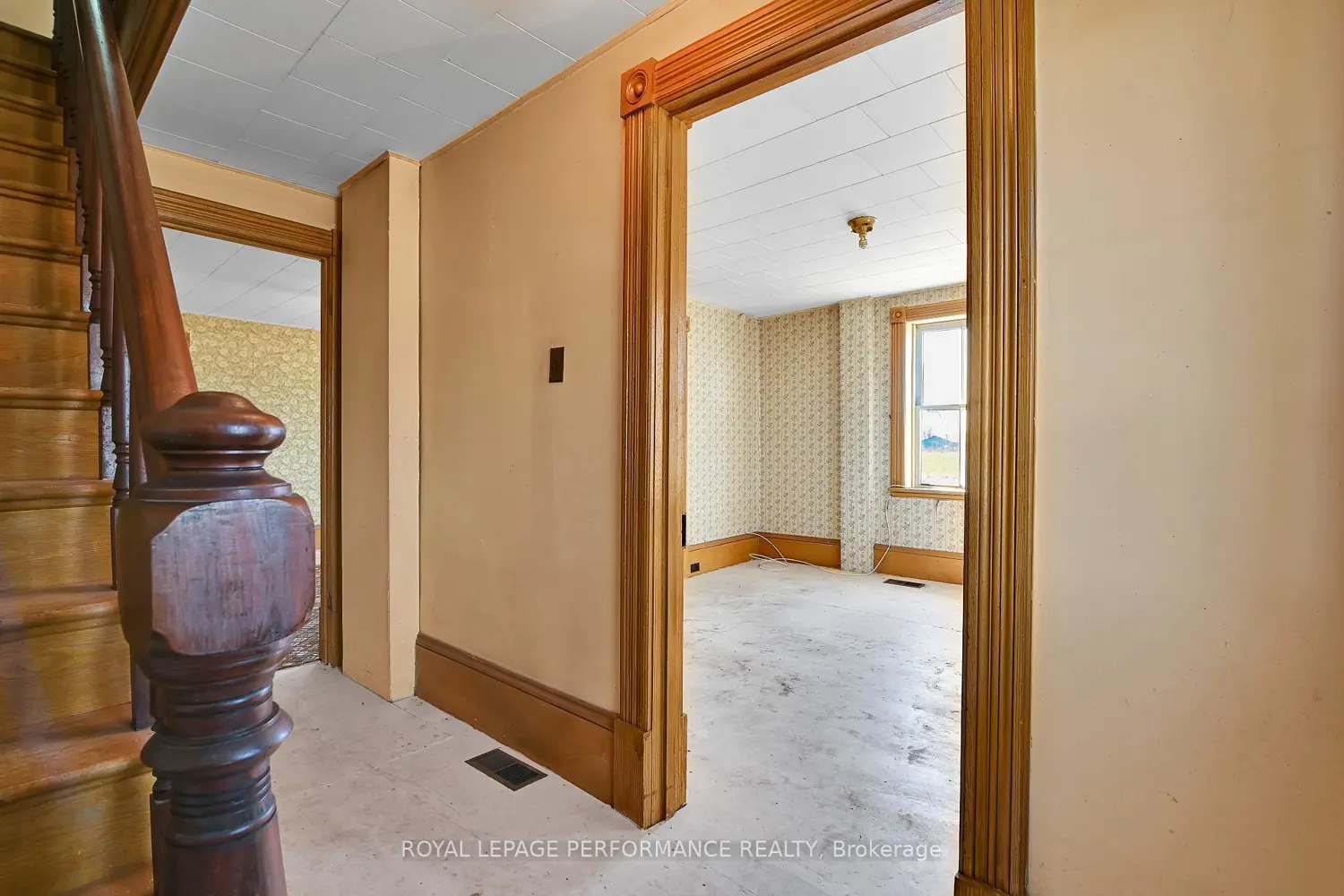 2421 Buckwheat Road photo 2