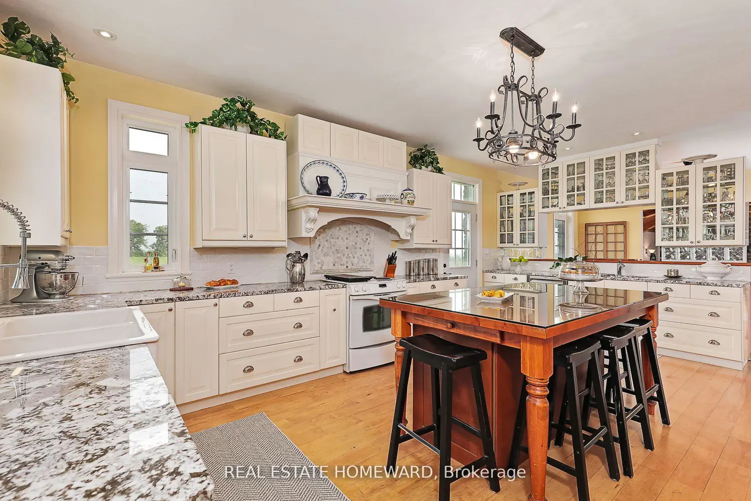 Additional image 6 of 137295 Grey Road 12