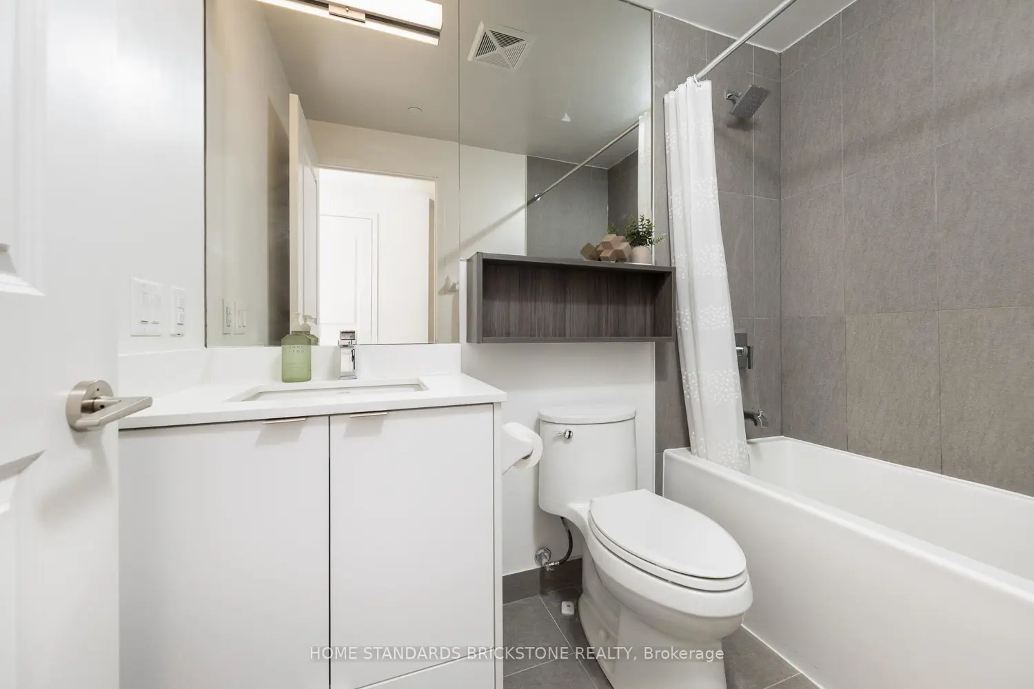 Additional image 7 of 100 Dalhousie Street 3412