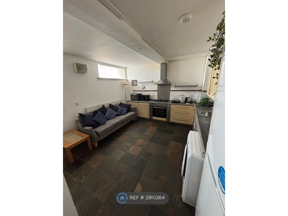 Additional image 7 of 6 bed flat to rentGardner's Crescent, Edinburgh EH3