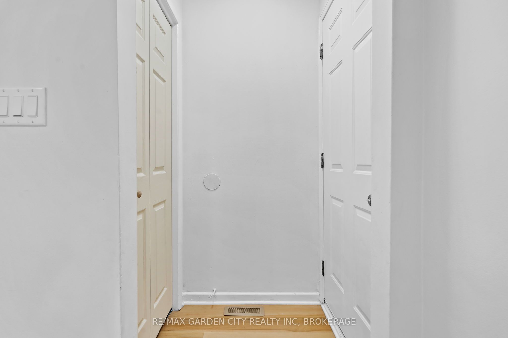 Additional image 2 of 94 Tupper Drive, Thorold, ON, L2V 4C8