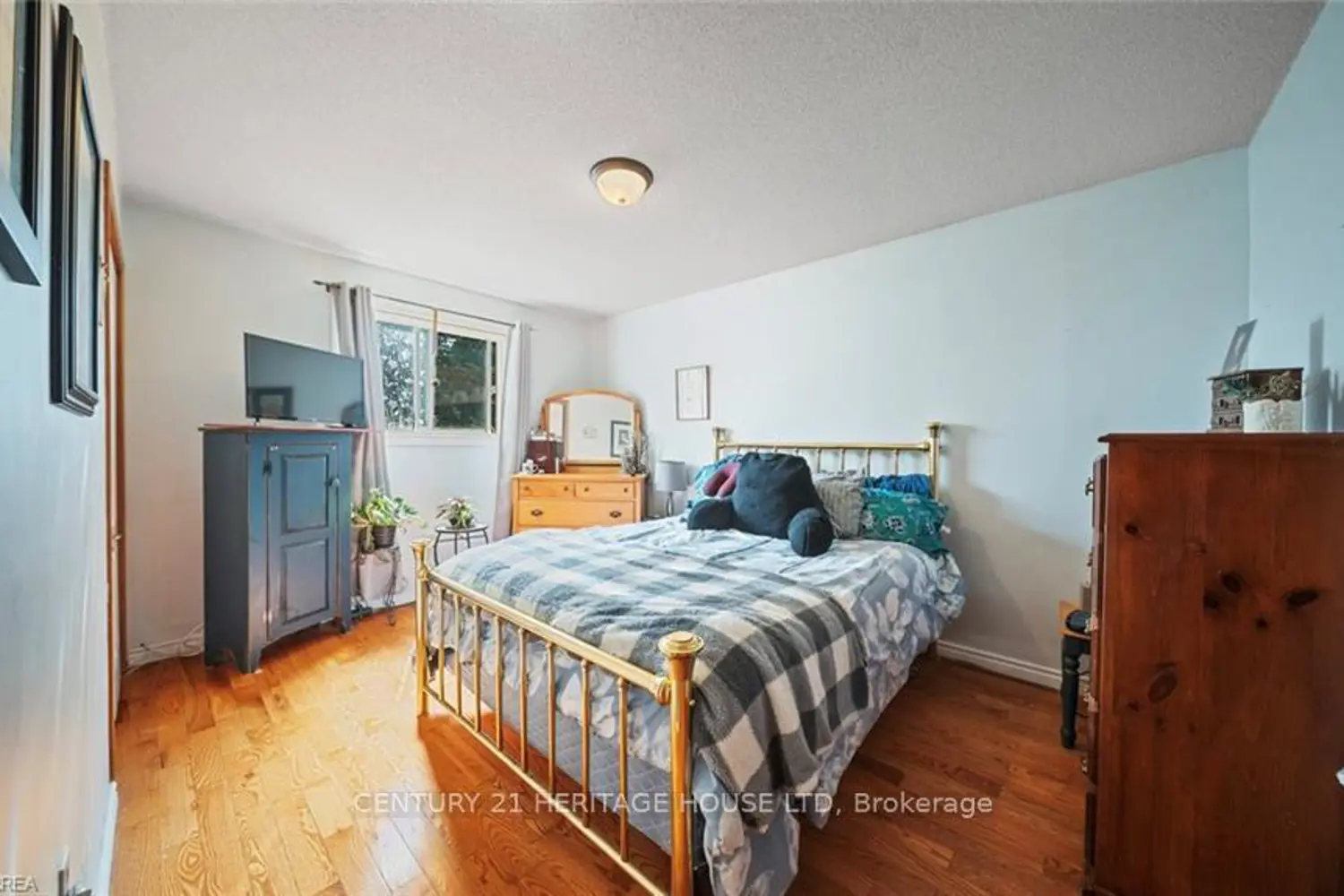 Additional image 10 of 6442 Taylor Street