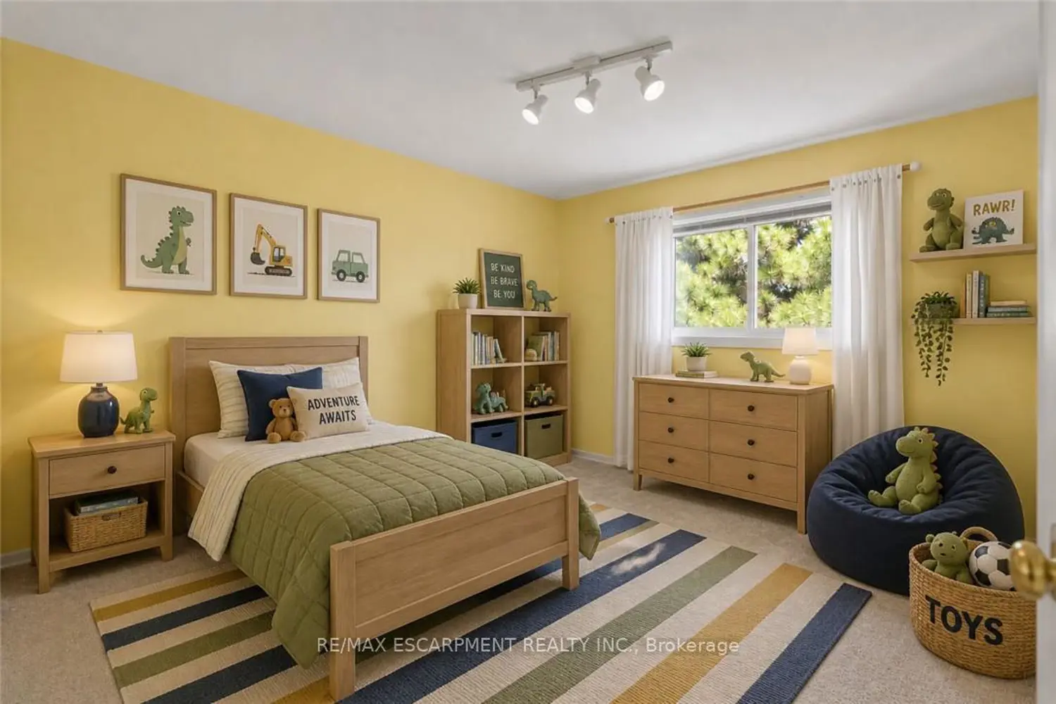 Additional image 13 of 2825 Gananoque Drive 11