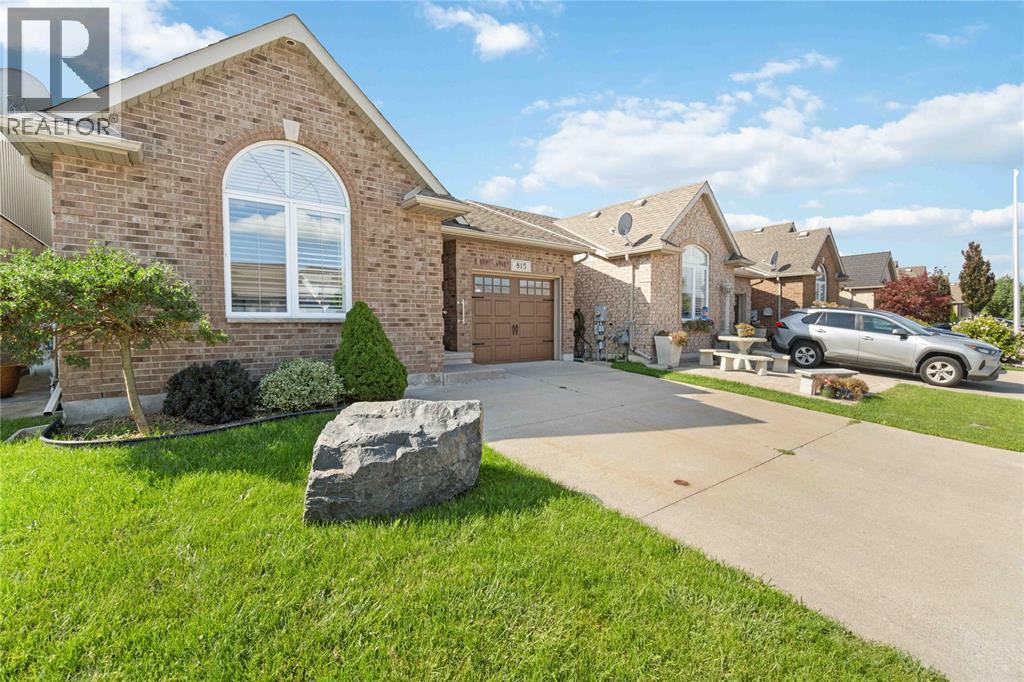 Additional image 3 of 815 Carriage Way, Sarnia, ON, N7W0A5