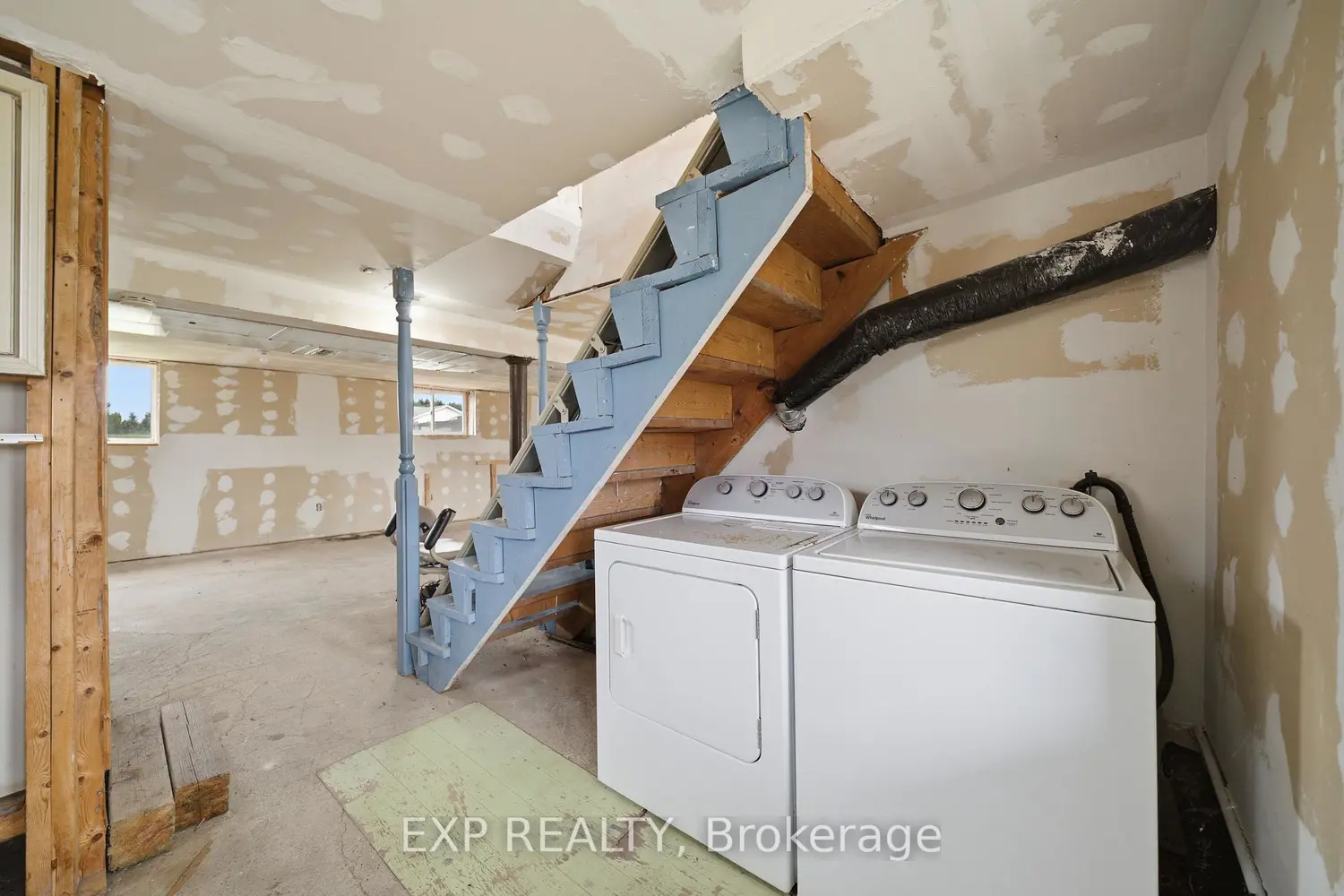 Additional image 17 of 1655 Calypso Street