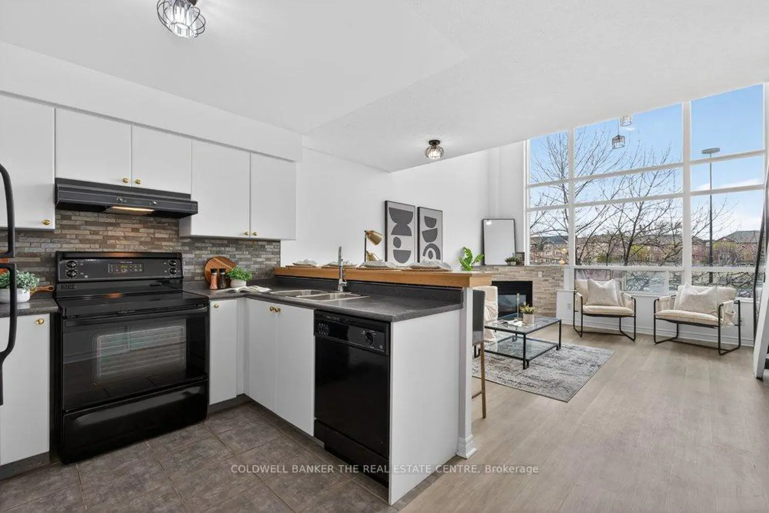 Additional image 4 of 200 Manitoba Street 224