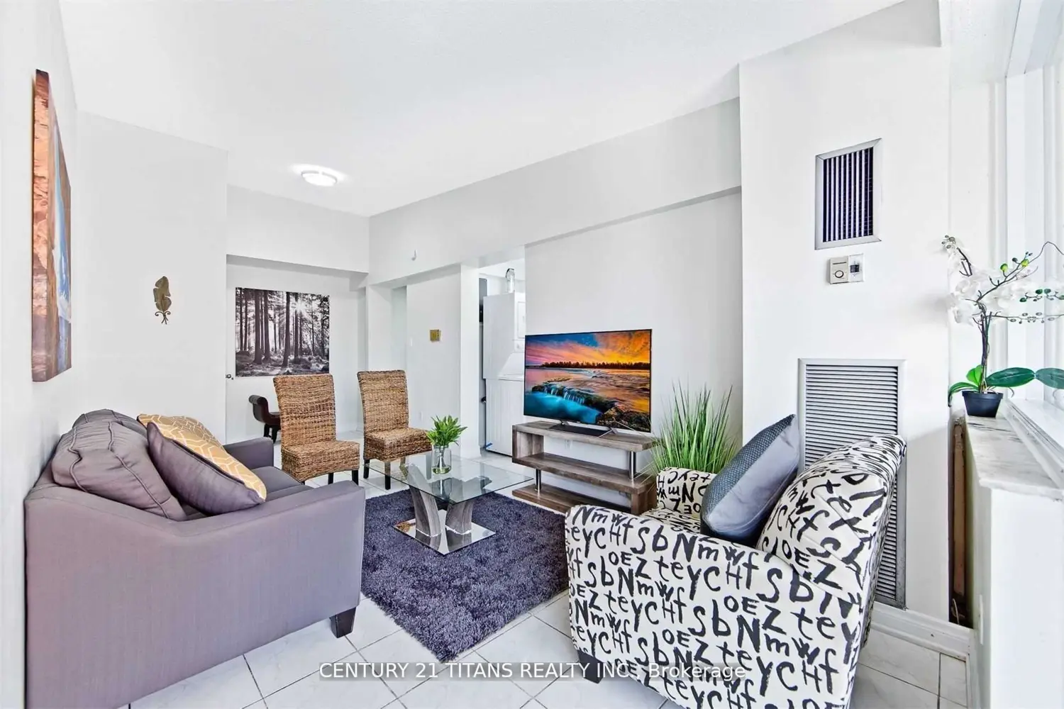 Additional image 9 of 4064 Lawrence Avenue 510