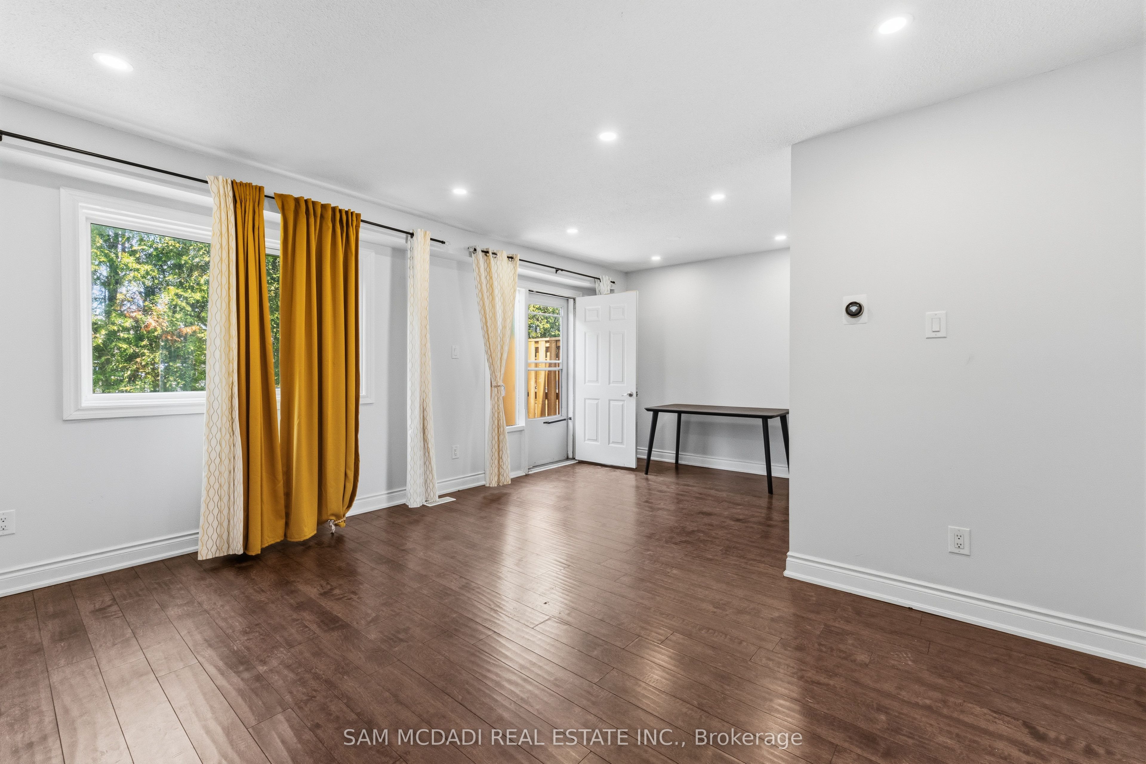 Additional image 2 of 25-250 Orton Pk Road, Toronto, ON, M1G 3T6