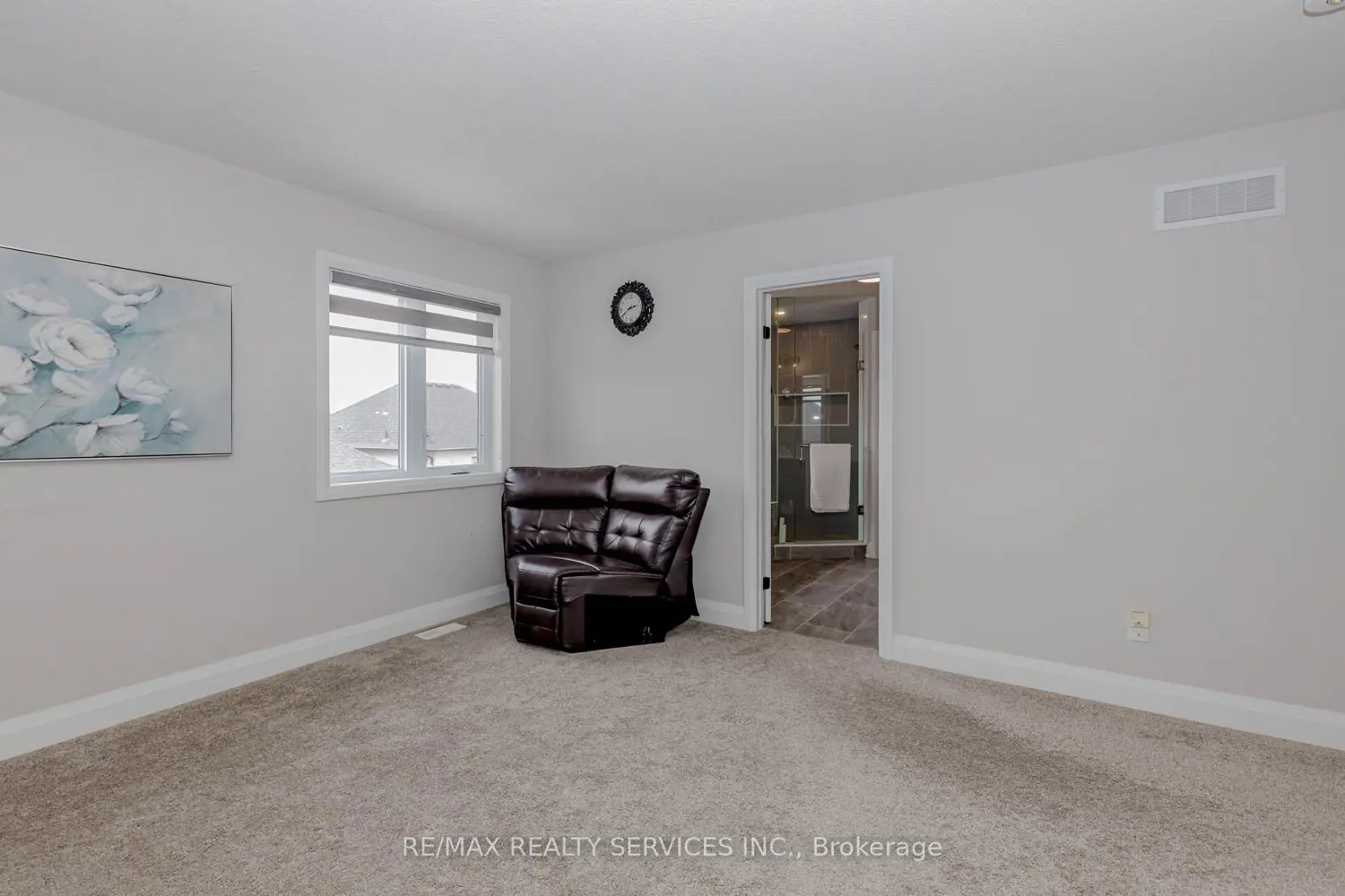 Additional image 13 of 130 Pondcliffe Drive