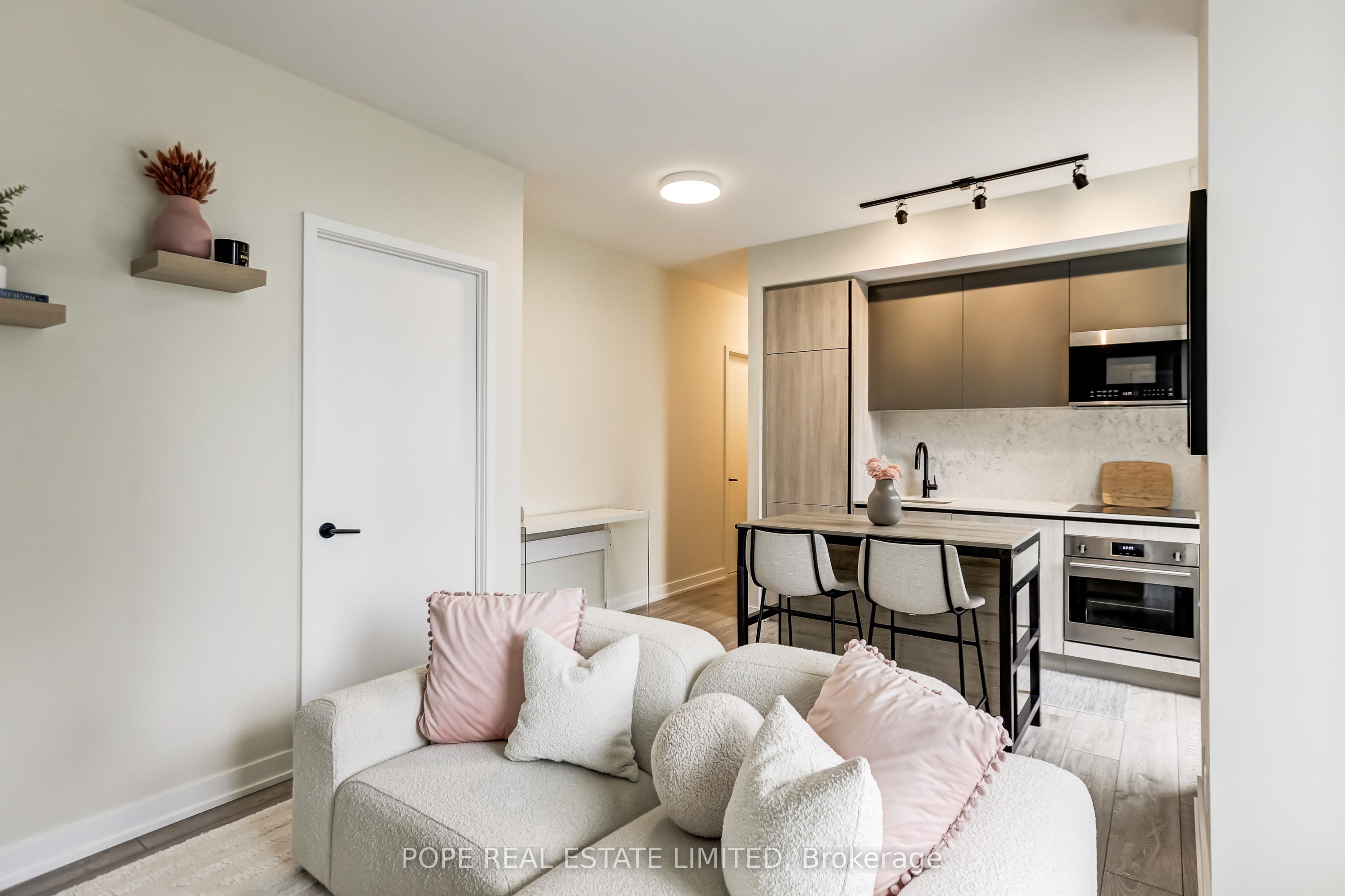 Additional image 4 of 1502-108 Peter Street, Toronto, ON, M5V 0W2