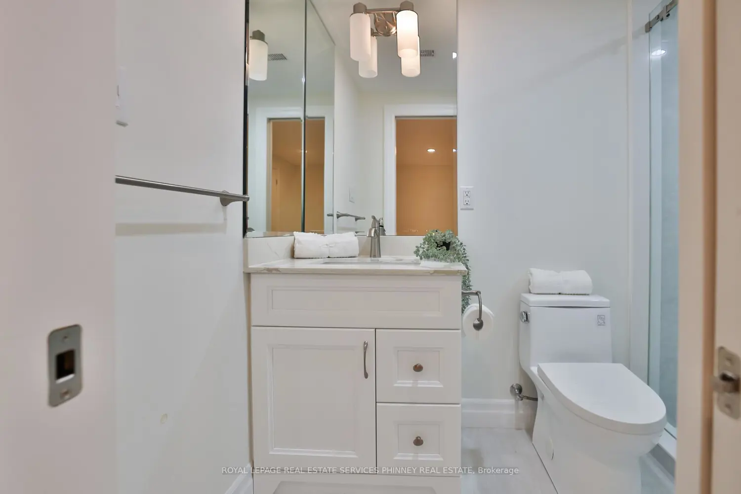 Additional image 13 of 1066 Stockwell Avenue