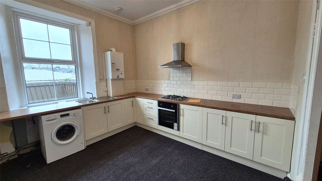 Additional image 2 of 2 bed flat to rentBuccleuch Street, Dumfries, Dumfries And Galloway DG1
