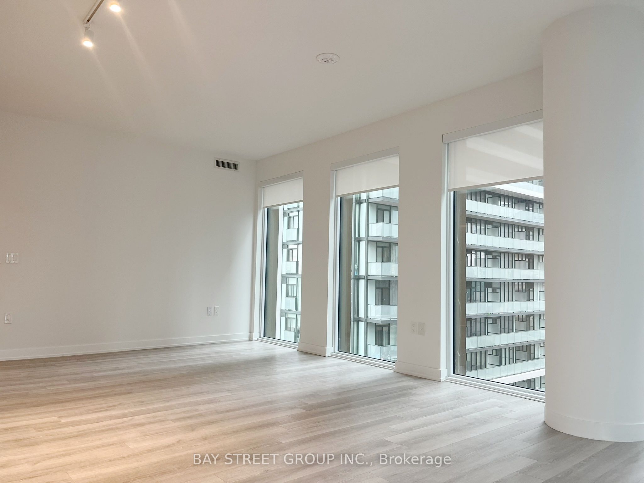 Additional image 5 of 1904-238 Simcoe Street, Toronto, ON, M5T 1T4